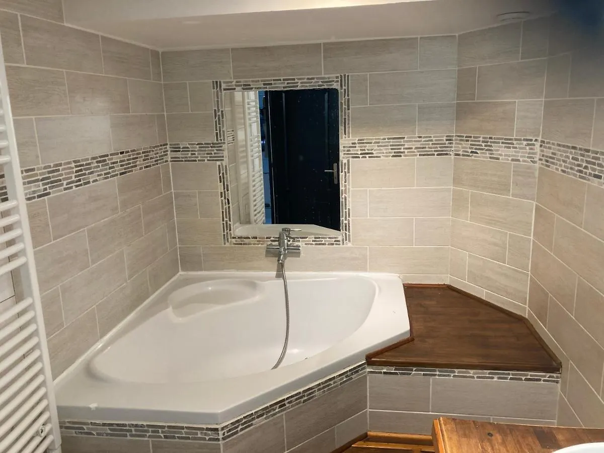 Maison En Pierre De70 M2 Au Coeur D'Un Hameau Seyssel