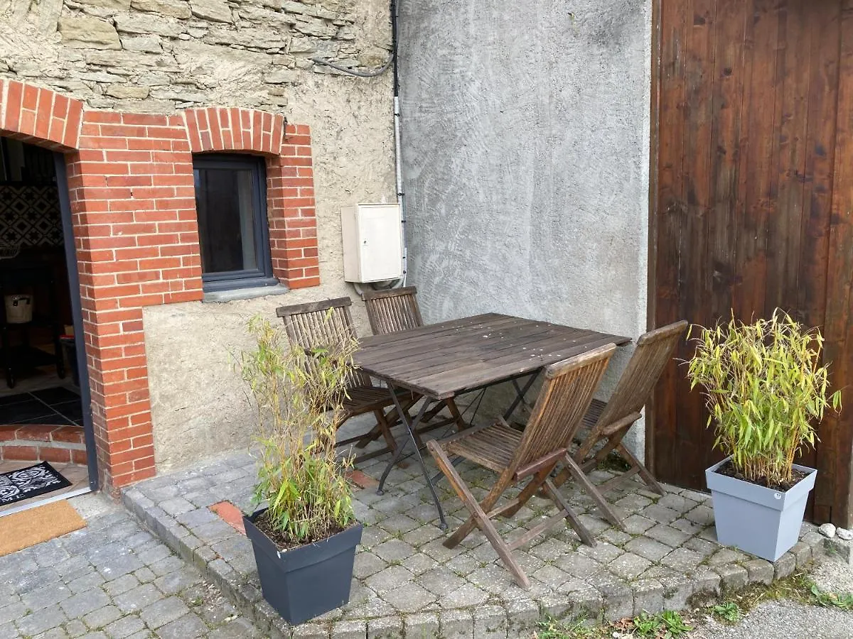 Holiday home Maison En Pierre De70 M2 Au Coeur D'Un Hameau Seyssel France